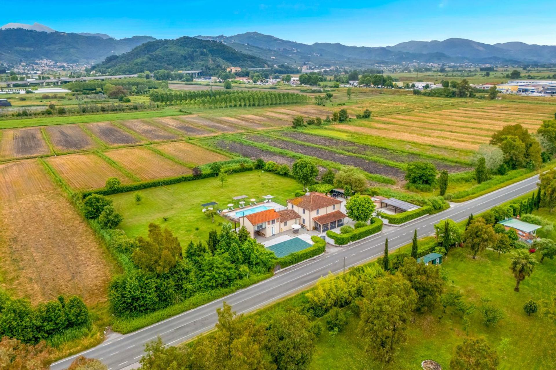 Vistalago Versilia 마사로라 외부 사진